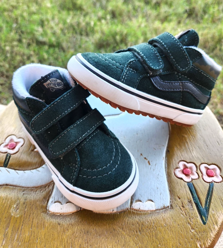 Converse Mid Winterized "Camuflaje Verde" TOTALMENTE NUEVO Niños Pequeños 7C Foto 1 de 4