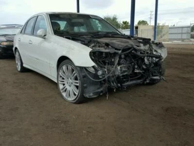 03 04 05 06 07 08 09 Mercedes-Benz MERCEDES CLASE E puerta tanque combustible Foto 1 de 4