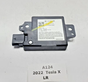 ✅ 21-23 OEM Tesla Model S X Rear Left Driver Side Bluetooth Transceiver Module - Bild 1 von 14