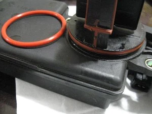 BMW DISA Valve O-RING For Intake Manifold for E46,E60,E56,E83 w/ M54 M56 engines - Picture 1 of 3