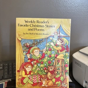 WEEKLY READER Favorite Christmas Stories and Poems Paperback Book 1981 VINTAGE - Picture 1 of 11