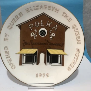 HM Queen Mother Opens “Polka Children’s Theatre” Commemorative Plate 1979 - Picture 1 of 2