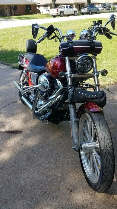 Protector de motor BAGGER Highway Crash Bar 91-17 Harley Dyna Super Glide Street Bob D Foto 1 de 4