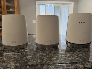 Netgear Orbi Mesh WiFi 6 System AX4200 RBR750 Router, Modem&2 RBS750 Satellites - Afbeelding 1 van 4