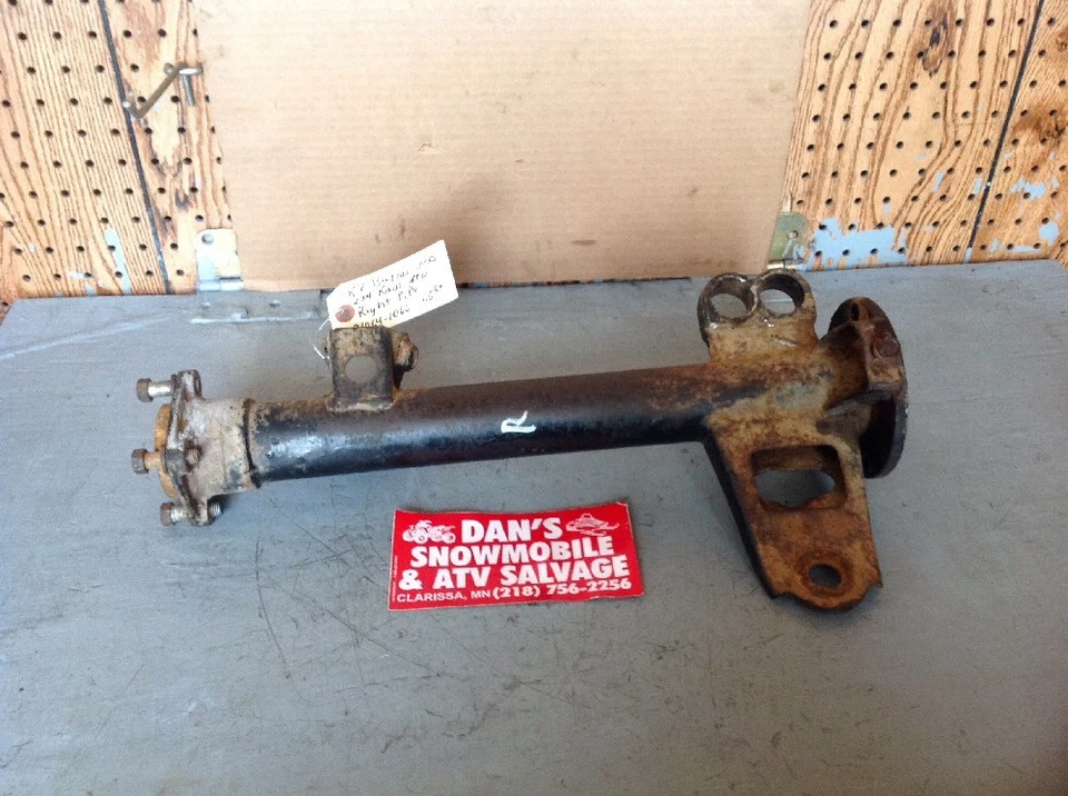 Axle Carrier Right Housing # 31064-1066 Kawasaki 1987 Bayou 300 ATV - Image 1 of 1