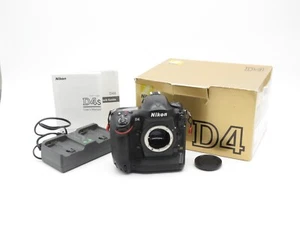 Nikon D4 Shutter Count 339.615 - Picture 1 of 16