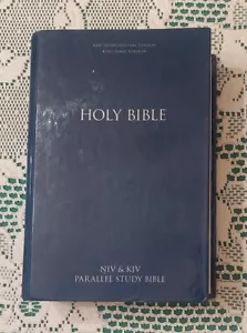 Die Bibel NIV & KJV Parallelstudienbibel blau HB 2013 Zondervan - Bild 1 von 9