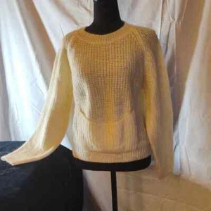 Vintage 80's Crew Neck Off-White/Ivory Knitted Sweater by Petites SML - Size M - Picture 1 of 15