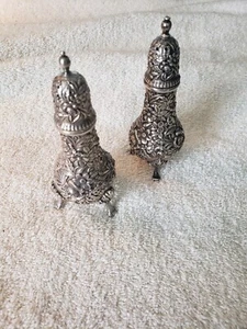 REPOUSSE by S KIRK & SON Sterling Silver Footed SALT & PEPPER 4.5" - Picture 1 of 14