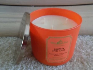 Bath & Body Works "‘Pumpkin Spice Latte" Candle 3-Wick 14.5 oz - Picture 1 of 1