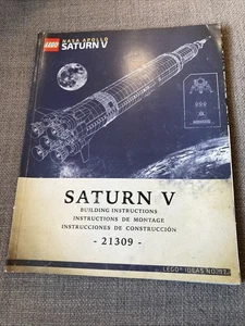 LEGO 21309 Manuale SOLO IDEE NASA Apollo Saturn V SOLO LIBRO NO MATTONCINI - Foto 1 di 2