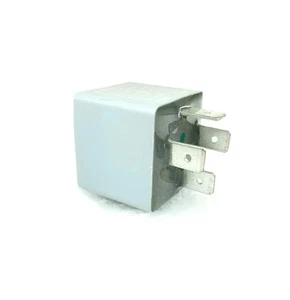 RELÈ TRATTORE OEM MAHINDRA PER AVVIAMENTO MAHINDRA 000013084P04 / 000013084P05 - Foto 1 di 5