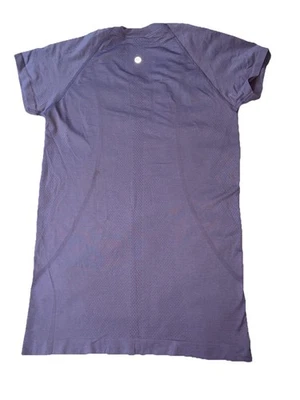 Lululemon Sz 8 Swiftly Tech Short Sleeve Shirt Top Light Purple - Image 1 of 4