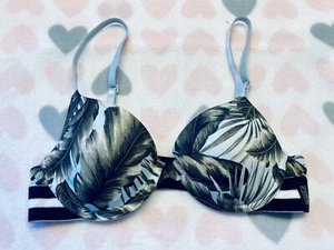 Reggiseno Victoria's Secret ROSA Wear Everywhere t-shirt leggermente foderato 32B - Foto 1 di 6