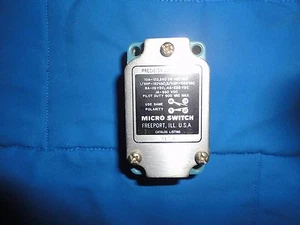 NEW NO BOX HONEYWELL MICROSWITCH 1LS3 PRECISION LIMIT SWITCH (BODY ONLY) - Picture 1 of 5