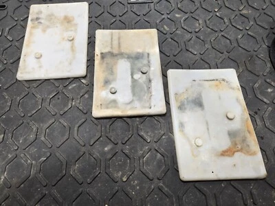 1990-1995 Toyota 4runner аккумулятор лоток пластиковый изолятор для Batt - Изображение 1 из 4