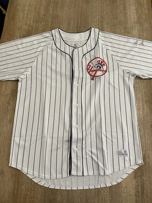Camiseta de béisbol New York Yankees para hombre talla XL blanca a rayas alfiler Foto 1 de 4