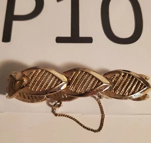 Trifari Gold Tone Leaf Panel / Teardrop Bracelet 7-1/2 Inch, Pre-owned - Picture 1 of 5