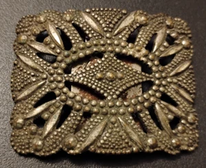 Vintage Unbranded Ornate Lightweight Metal Belt Buckle 2.25" W x 1.5" H - Picture 1 of 4