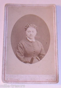 PHOTOGRAPHIE CDV du Photographe E. DELSART à ANZIN : Jeune Femme en médaillon  - Imagen 1 de 1