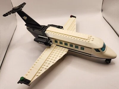 LEGO CITY: Airport VIP Service (60102) AS IS - Image 1 of 2