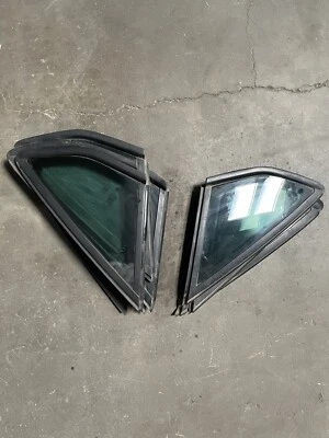 Ford Focus 2014-2018 hatchback trasero quater vidrio Foto 1 de 3