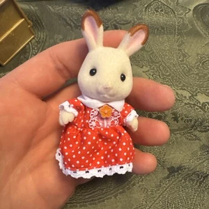 Calico Critters Sylvanian Families Sorella di Coniglio al Cioccolato - Venditore USA - Foto 1 di 4