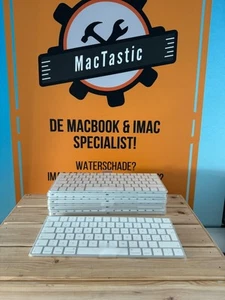 Apple Magic Keyboard 2 - A1644 | Inalámbrico | NUEVO | QWERTY (ITALIANO) - Imagen 1 de 5