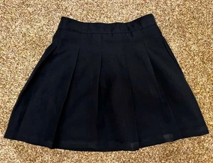 IZOD girls school uniform navy pleated skirt size 6 EUC - Picture 1 of 3