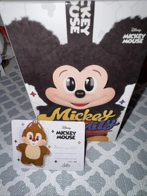 Autêntico POP MART Mickey Family Cute Together Chaveiro Série Caixa Cega DALE - Imagem 1 de 4