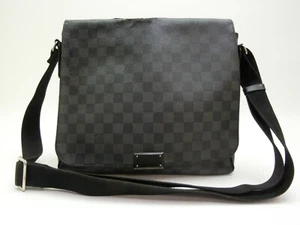 LOUIS VUITTON Damier Graphite District MM Messenger Shoulder Bag N41272 - Picture 1 of 23