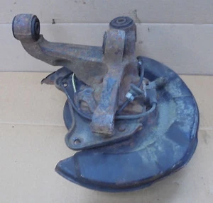 TOYOTA AVENSIS 2001-2003 OFFSIDE DRIVERS SIDE REAR HUB AND BEARING - Picture 1 of 3