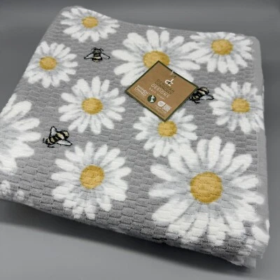 x2 Deborah Connolly Bumble Bee Bath Towel Set Gray Daisy Floral Summer Textured - Image 1 of 4