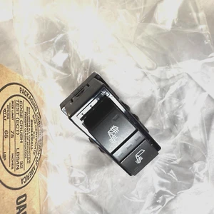 2008 - 2017 Buick Enclave Right Passenger Seat Heater Switch 25820143 NEW OEM - Picture 1 of 5