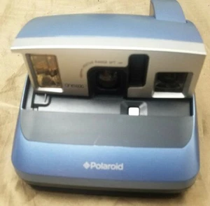 Polaroid One600 Blue Pop Up Camera Vintage - Picture 1 of 4