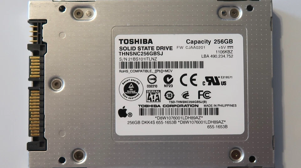 Toshiba THNSNC256GBSJ CJAA0201 Apple# 655-1653B 2.5" 256gb Sata SSD - Image 1 of 1