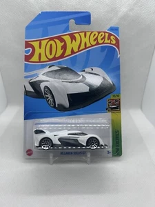Hot Wheels White McLaren Solus GT 250/250 - 2023 HW Exotics 10/10 - Picture 1 of 2