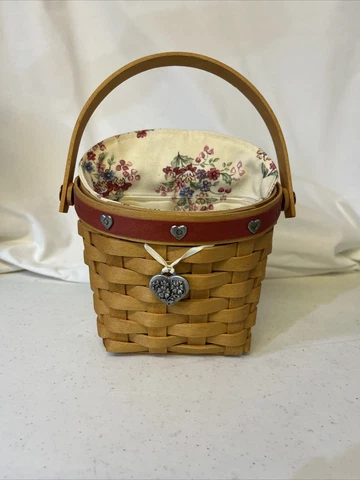 Longaberger Basket 2001 Sweetheart Love Notes Handles Basket Charm & Liners Cover