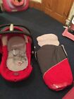 Chicco Car Seat with footmuff