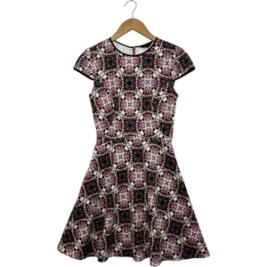 Vestido Ted Baker Para Mujer EE. UU. 4 Púrpura Floral Manga Gorra Ajuste Acampanado Deisgner Cóctel - Imagen 1 de 13