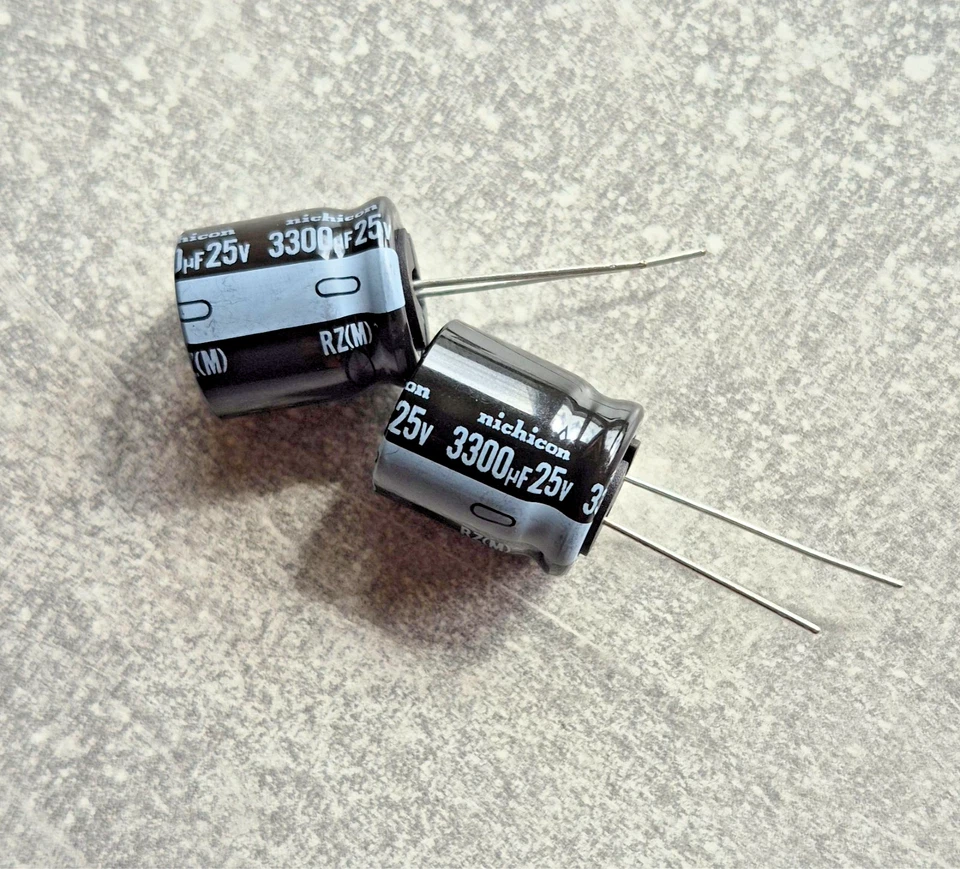 Nichicon 3300uF 25V 105°C ELKO Kondensator Radial Menge Wählbar 1-10 Stück