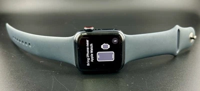 Apple Watch SE 2nd Gen A2726 40mm WatchOS 32GB Midnight Aluminum - Image 1 of 4