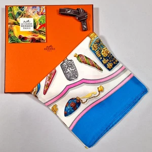 RARO VINTAGE HERMES Bufanda de Seda "Qu'Importe le Flacon" Carre 90 - Imagen 1 de 16