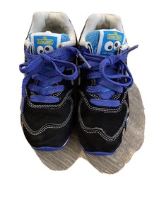 new balance cookie monster shoes
