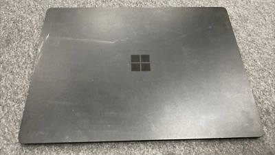 Microsoft Surface Laptop 5 13.5" i7-1265U @2.7GHz 16GB 256GB SSD Negro W10P LEER Foto 1 de 4