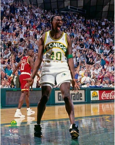 Shawn Kemp Seattle Supersonics Unsigned Hardwood Classics Shouting Photograph Cover