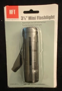 Mini linterna Harbor Freight 3 1/2" - Imagen 1 de 2