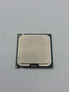 Intel Celeron D 352 SL96P  3.20GHz/512KB/533MHz FSB  Socket LGA775  - Foto 1 di 2