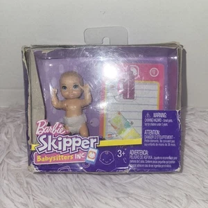 Barbie Skipper Babysitters Inc pelo castaño claro MUÑECA BEBÉ con accesorios - Imagen 1 de 6