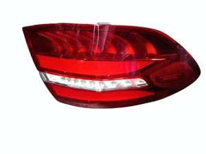 LED Taillight for Mercedes-Benz GLC – High-Performance Replacement Part - Picture 1 of 5